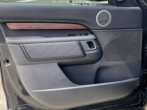 New 2026 Land Rover Discovery Dynamic SE AWD/4WD image 14