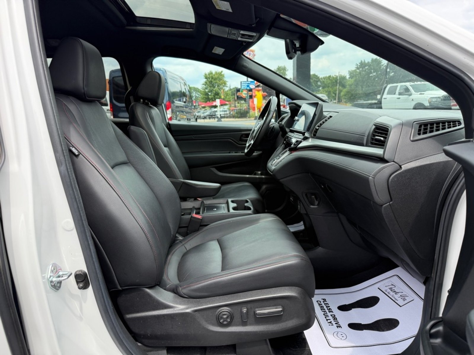 Used 2025 Honda Odyssey Sport-L image 25
