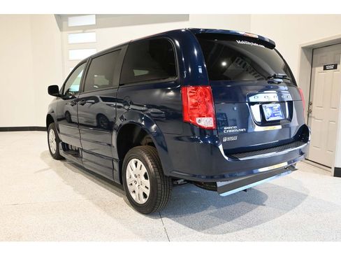 Used 2017 Dodge Grand Caravan SE w/ Power Window Group FWD image 8