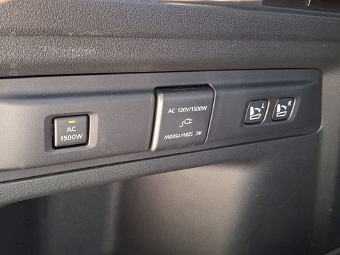 Certified 2025 MAZDA CX-70 Plug-In Hybrid w/ Premium Plus AWD/4WD image 29