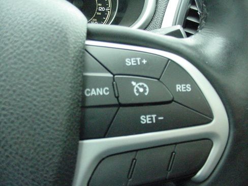 Used 2014 Jeep Cherokee Trailhawk w/ Comfort/Convenience Group image 25