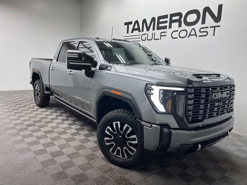 Used 2024 GMC Sierra 2500 Denali Ultimate w/ Max Trailering Package AWD/4WD image 1