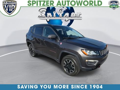Used 2018 Jeep Compass Trailhawk w/ Cold Weather Group AWD/4WD image 2