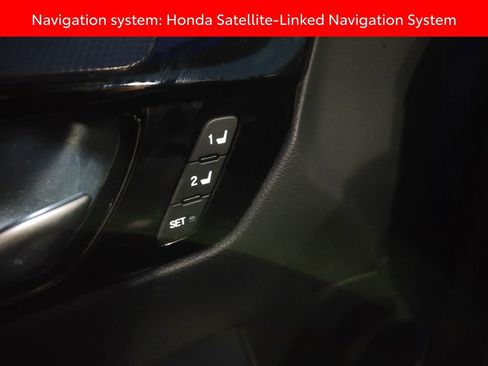 Used 2023 Honda CR-V Sport Touring image 6