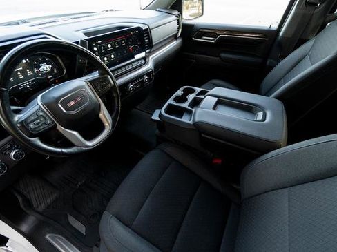 Used 2022 GMC Sierra 1500 Elevation image 30