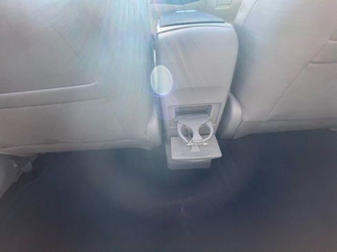 Used 2014 Toyota Prius V Five image 26