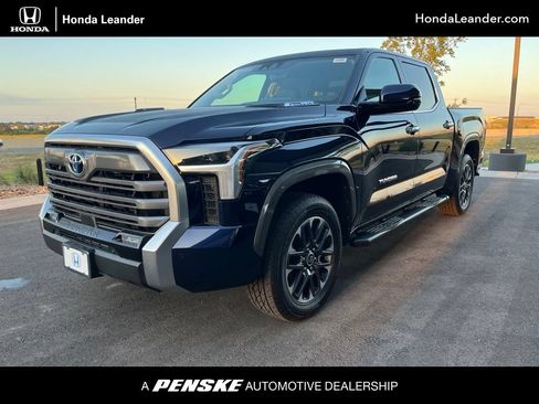 Used 2024 Toyota Tundra Limited w/ Power Package AWD/4WD image 1