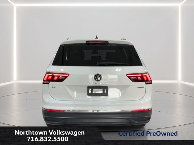 Certified 2024 Volkswagen Tiguan SE AWD/4WD image 4