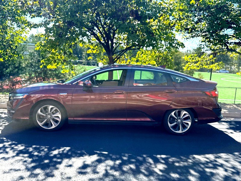 Used 2018 Honda Clarity Touring image 4