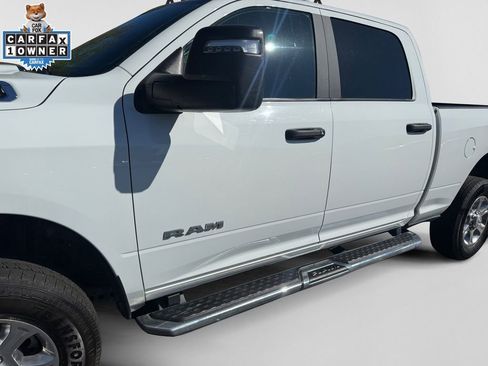 Used 2024 RAM 2500 Big Horn AWD/4WD image 31
