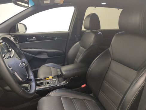 Used 2019 Kia Sorento SX FWD image 17