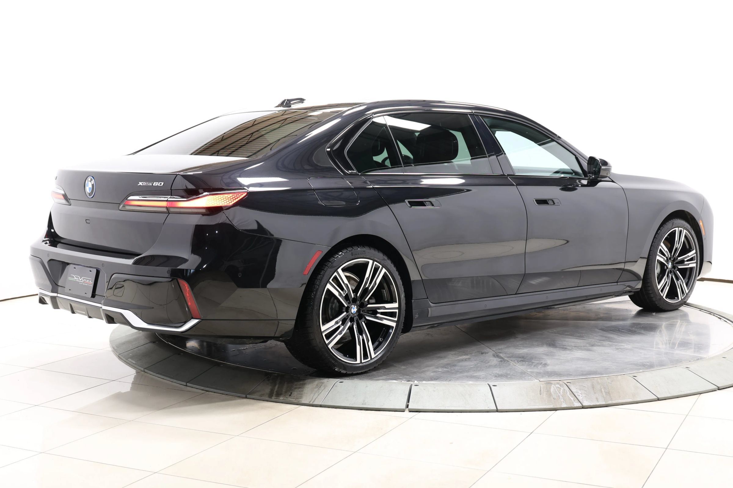 Used 2023 BMW i7 xDrive60 w/ Executive Package 2 AWD/4WD image 75