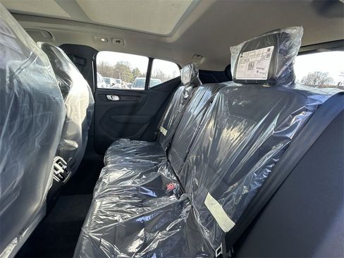 New 2025 Volvo XC40 B5 Core w/ Protection Package Premier image 13