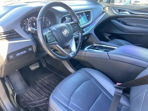Used 2022 Buick Enclave Premium image 6