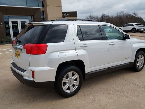 Used 2016 GMC Terrain SLE w/ Driver Alert Package I image 3