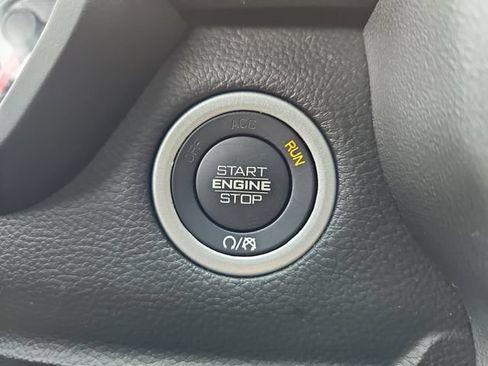 Used 2023 RAM 1500 Laramie RWD image 29