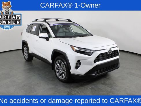 Used 2025 Toyota RAV4 XLE Premium w/ Weather Package FWD image 4