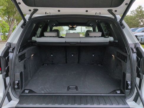 New 2026 BMW X5 xDrive40i w/ Parking Assistance Package AWD/4WD image 13