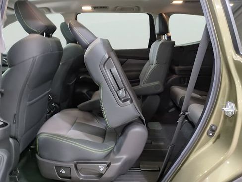 Used 2023 Subaru Ascent Onyx Edition AWD/4WD image 19