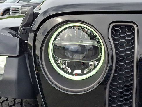 Used 2020 Jeep Wrangler Unlimited Rubicon w/ Advanced Safety Group AWD/4WD image 9