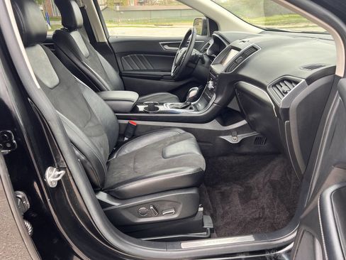 Used 2017 Ford Edge Sport w/ Technology Package image 13