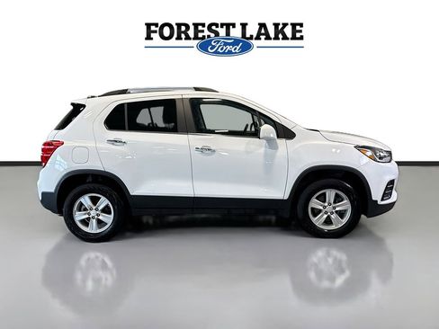 Used 2019 Chevrolet Trax LT w/ Driver Confidence Package image 8