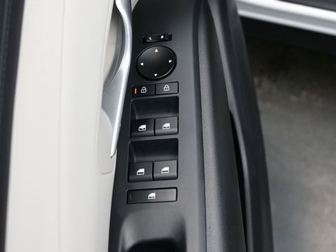 Certified 2025 Hyundai Tucson SEL image 10