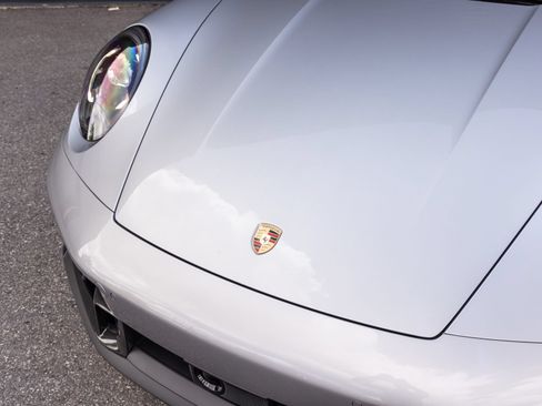 Certified 2025 Porsche 911 Targa 4 GTS AWD/4WD image 11