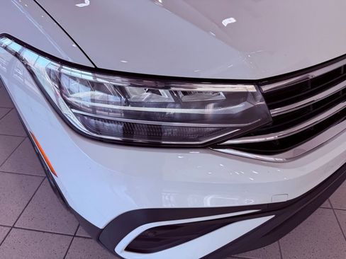 Used 2022 Volkswagen Tiguan S image 15