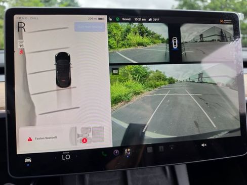 Used 2025 Tesla Model Y Long Range AWD/4WD image 60