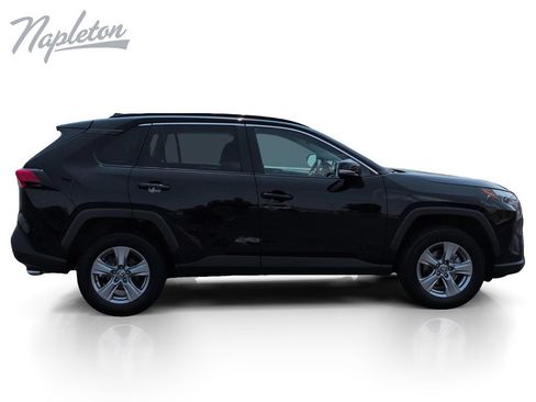 Used 2025 Toyota RAV4 XLE w/ Convenience Package AWD/4WD image 7
