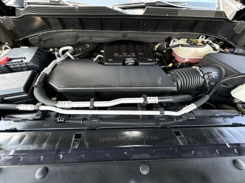 Used 2023 Chevrolet Silverado 1500 LT AWD/4WD image 27