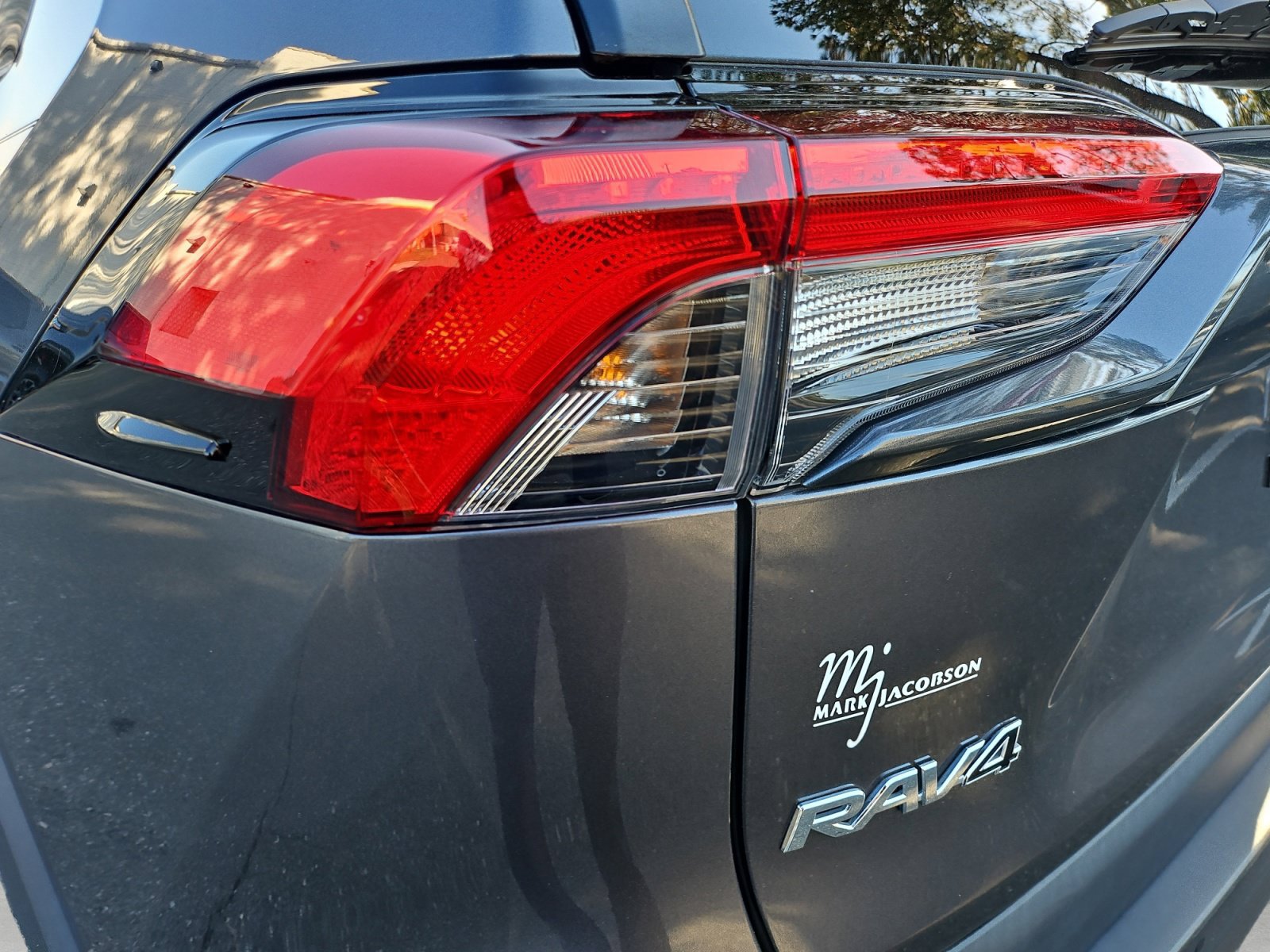 Used 2024 Toyota RAV4 XLE Premium w/ Weather Package FWD image 21