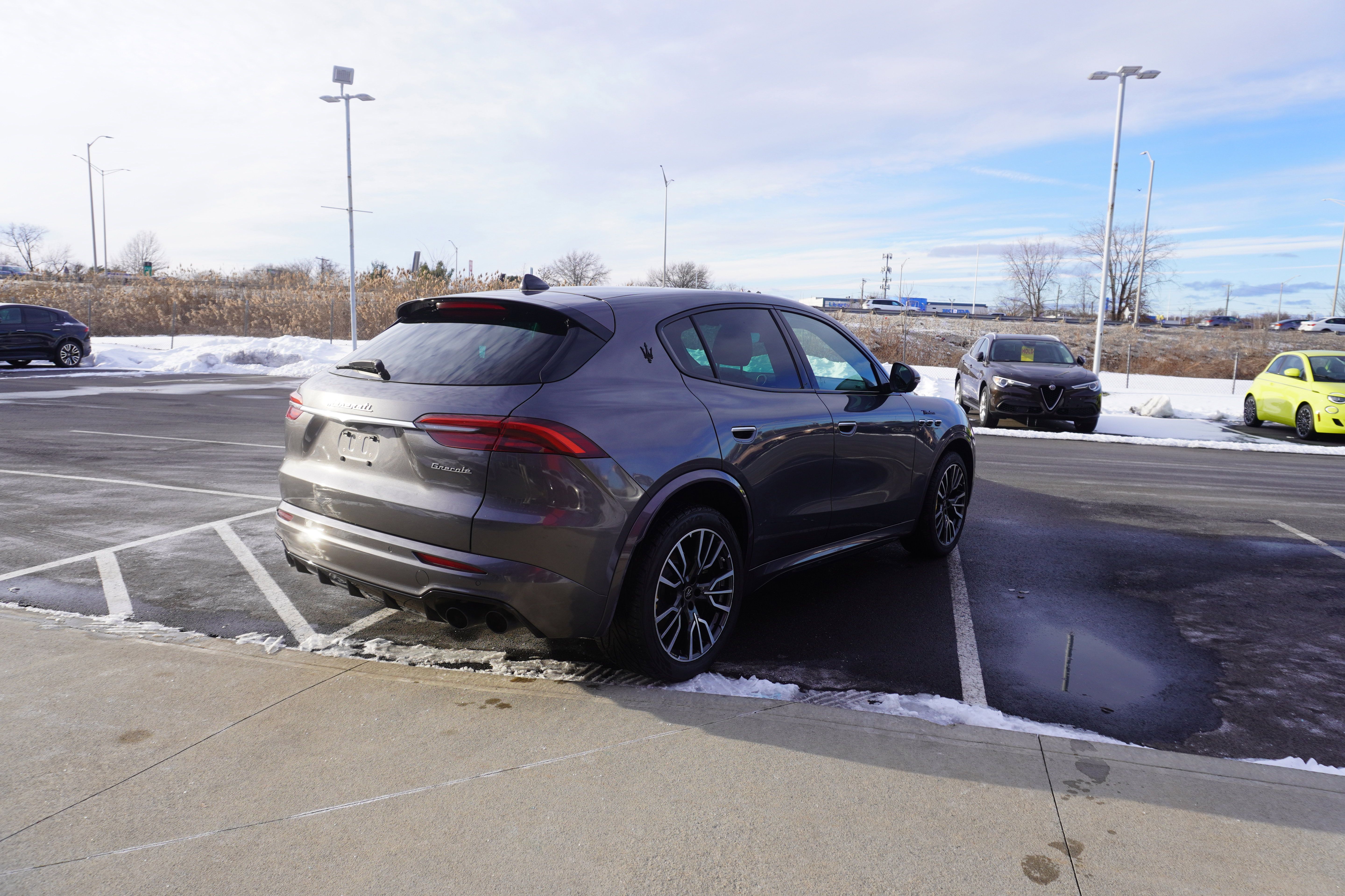 Used 2023 Maserati Grecale Modena AWD/4WD image 7