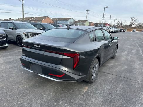 New 2025 Kia K4 LX image 5