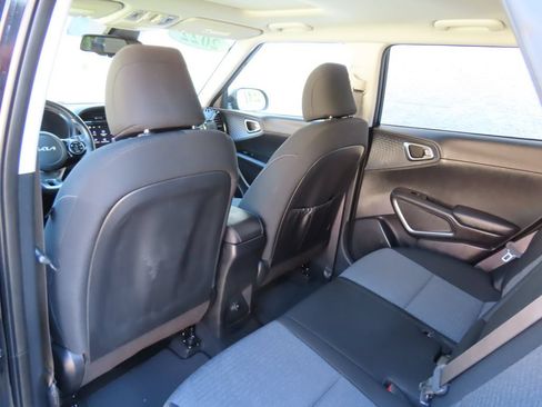 Certified 2022 Kia Soul EX FWD image 27