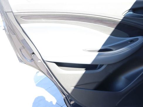 Used 2020 Buick Envision Premium w/ Driver Confidence Package image 25