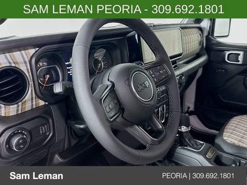 New 2026 Jeep Gladiator Sport AWD/4WD image 11