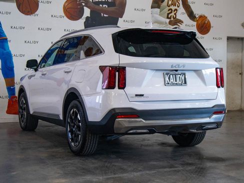 New 2025 Kia Sorento S w/ Panoramic Sunroof Package image 23