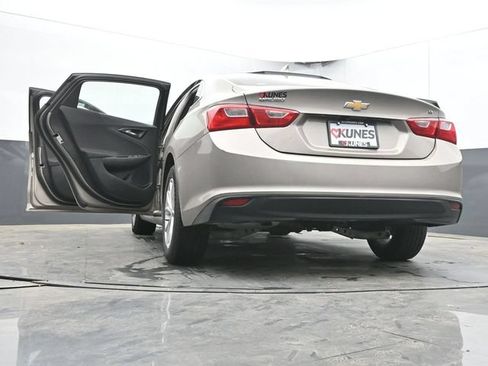 Used 2023 Chevrolet Malibu LT FWD image 50
