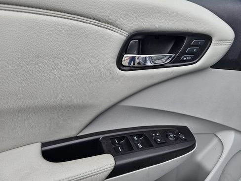 Used 2016 Acura RDX w/ Technology Package FWD image 17