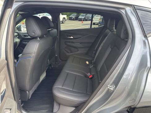 New 2026 Buick Envista Sport Touring w/ Convenience I Package FWD image 8