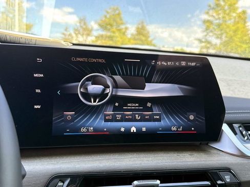 New 2026 BMW X1 xDrive28i w/ Technology Package AWD/4WD image 28