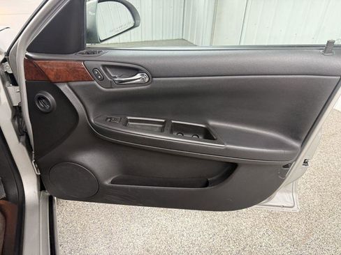 Used 2007 Chevrolet Impala LT FWD image 27