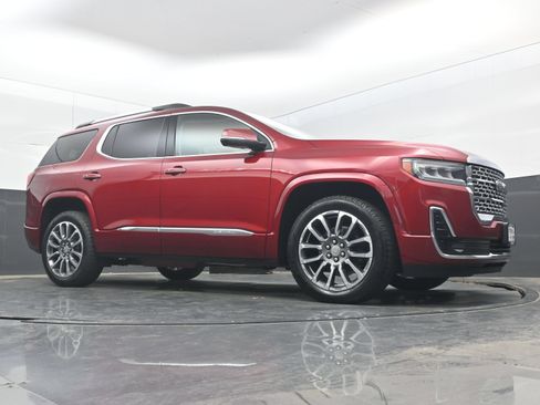 Used 2022 GMC Acadia Denali w/ Denali Ultimate Package AWD/4WD image 22