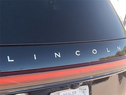 Used 2025 Lincoln Aviator Reserve w/ Jet Appearance Package image 39