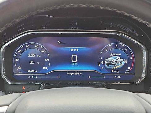 Used 2025 Chevrolet Silverado 3500 LTZ w/ LTZ Plus Package image 17