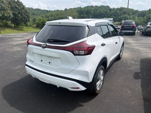 Used 2024 Nissan Kicks S FWD image 4