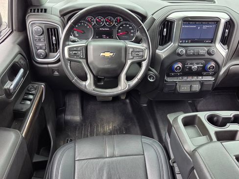 Used 2021 Chevrolet Silverado 1500 LT AWD/4WD image 5