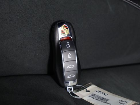 Certified 2024 Porsche 718 Boxster Spyder RS RWD image 28